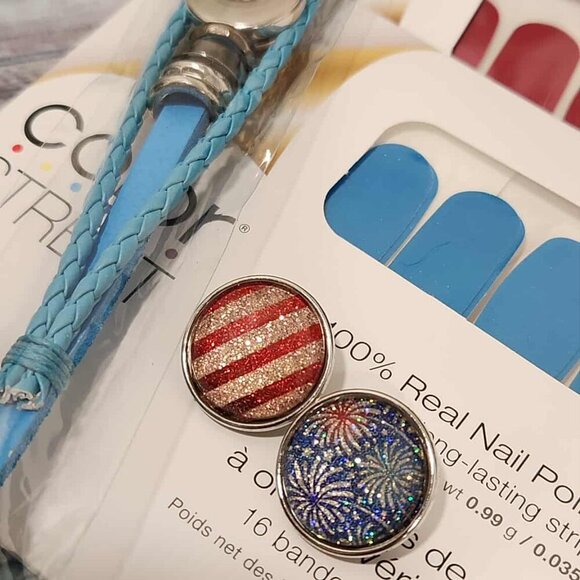 Color Street- Retired Patriotic Bundle - Picture 4 of 8